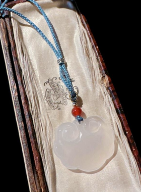 冰透白玉髓四季豆项链 水灵水灵 白月光荔枝冻祥云抽绳项链 组合