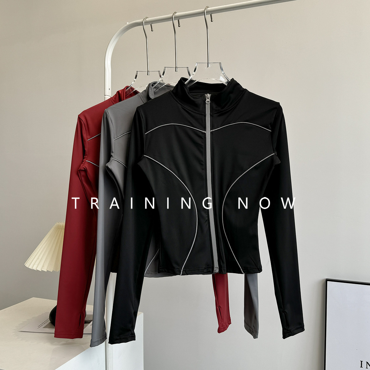 瑜伽服上衣秋冬修身休闲运动外套网红反光速干透气瑜伽服长袖女,淘宝优惠券,粉丝福利购,淘宝优惠卷