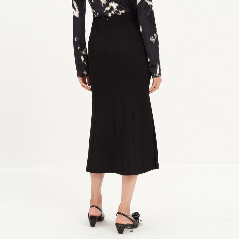 芭蒂娜黑色半身裙女2023秋季新款设计感气质显瘦包臀裙法式中长裙