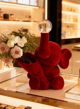 红色小象治愈系毛绒摆件生日礼物