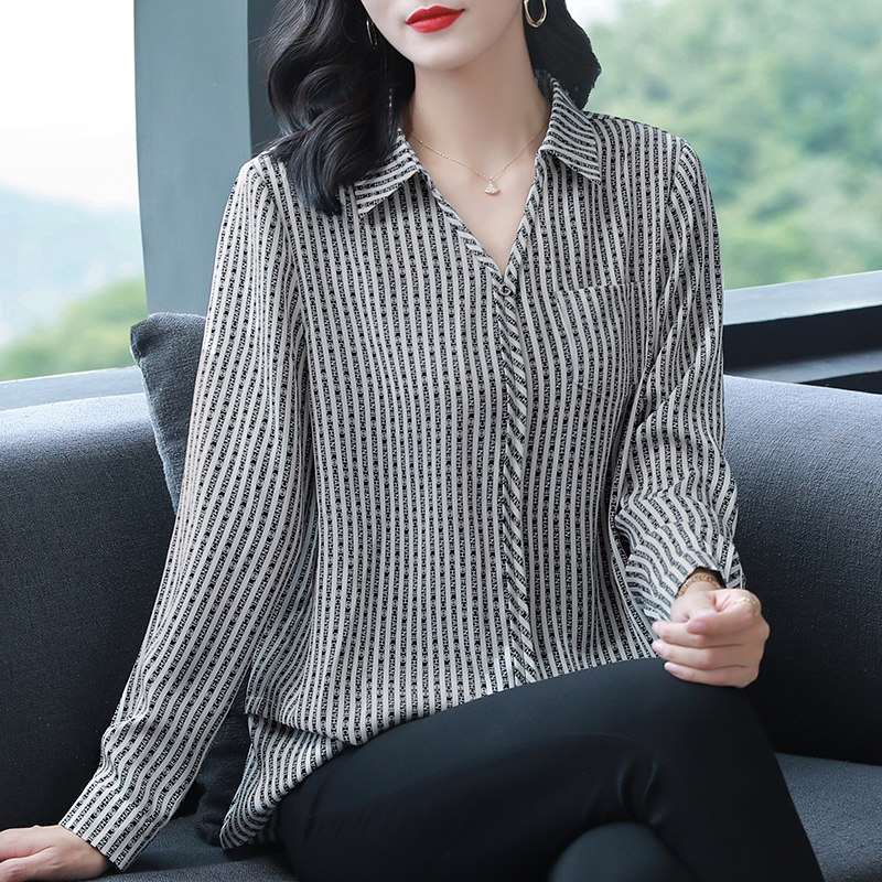 大码女装条纹2022早秋中年胖mm衬衫 格格吉祥衬衫