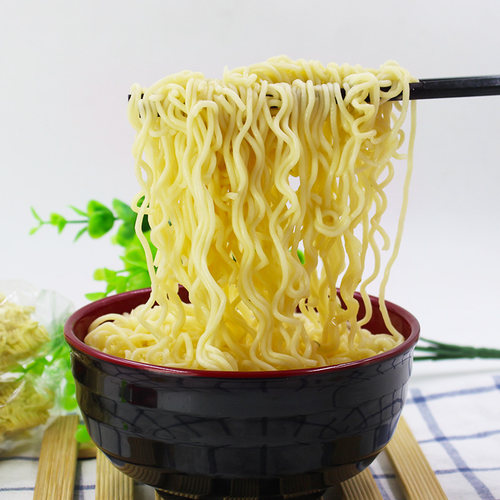 公仔面方便面海鲜牛肉排骨味5连包家庭实惠装代餐宵夜速食泡面 - 图2