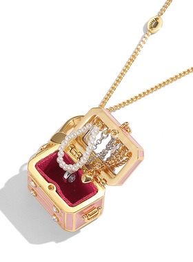 精致珐琅彩粉吊坠镶钻翡翠项链