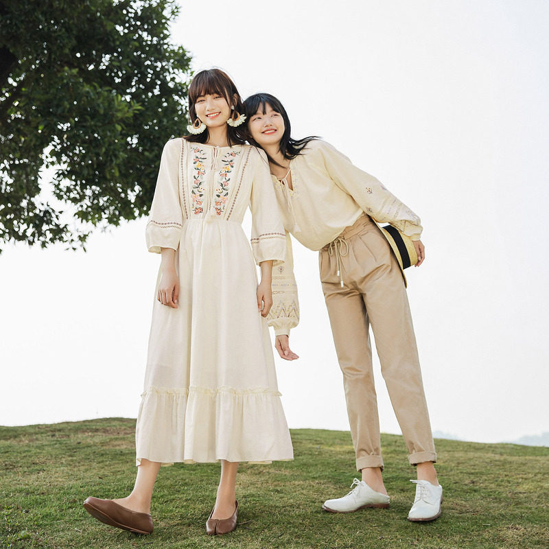 茵曼旗舰店2021春秋新款棉麻连衣裙 茵曼翰飞连衣裙