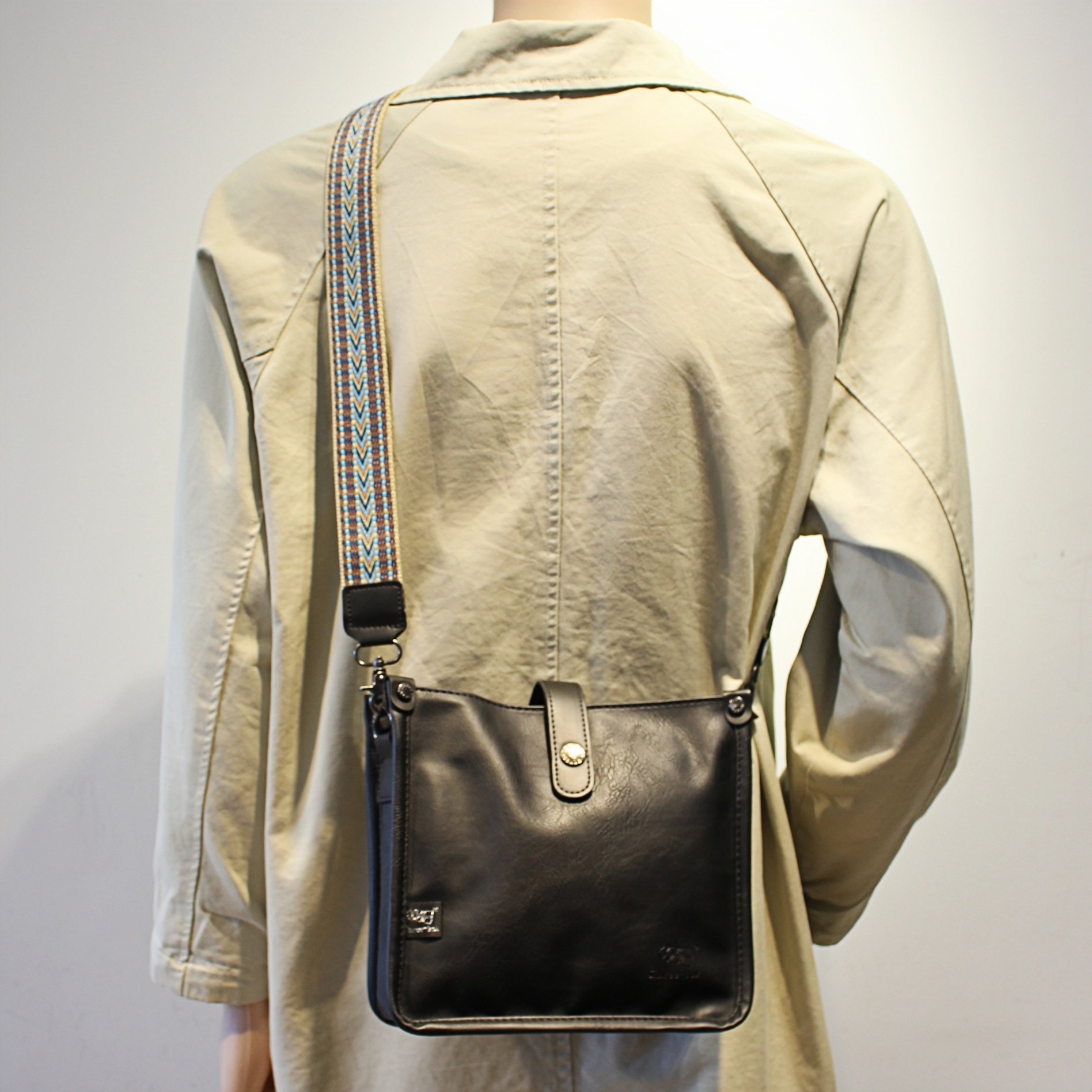 简约日系斜挎包通勤小方形包街头软皮小方包单肩小背包男女手机包,淘宝优惠券,粉丝福利购,淘宝优惠卷