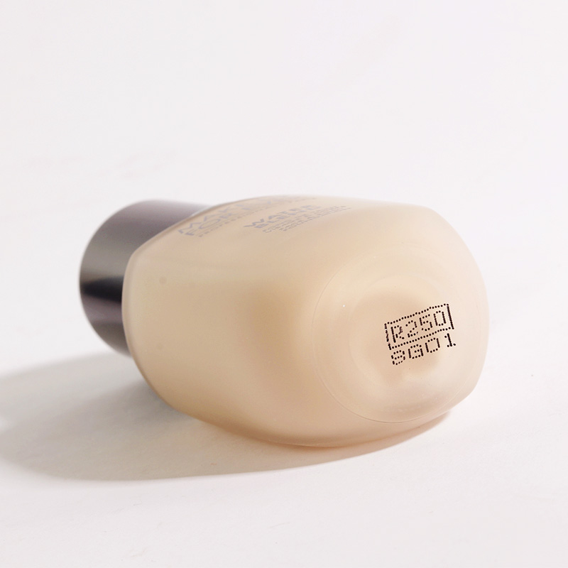 进鑫铭帮化妆品专营店MAKEUPFOREVER/玫珂菲双用浮生若梦水粉霜粉底液水润轻薄持久透亮2