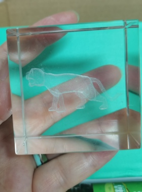 中古绝版全新2025年蛇年生肖水晶摆件生肖狗老虎镭射激光小玩物