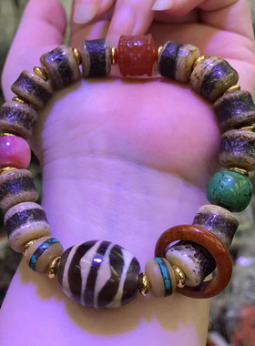 原创设计藏饰牛骨手串文玩虎牙天珠六字箴言转运珠民族风手链