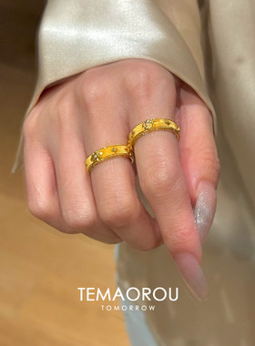 e金色星芒素圈戒指精致食指戒