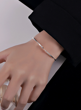 925纯银手镯女ins小众设计素圈莫比乌斯手镯首饰手环精致圣诞礼物