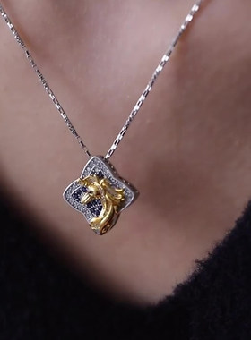 四叶草小马项链马年本命年锁骨链