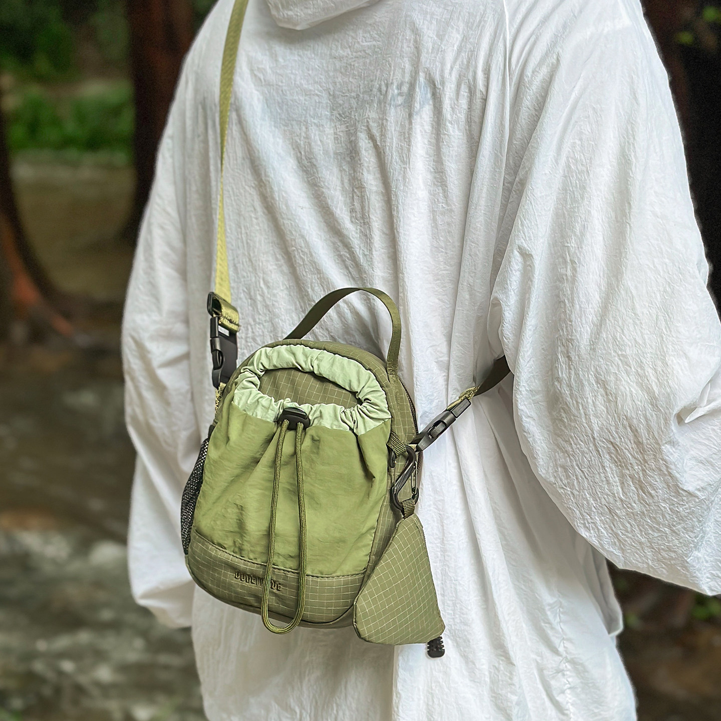 Outdoor sports water cup bag commuter crossbody bag