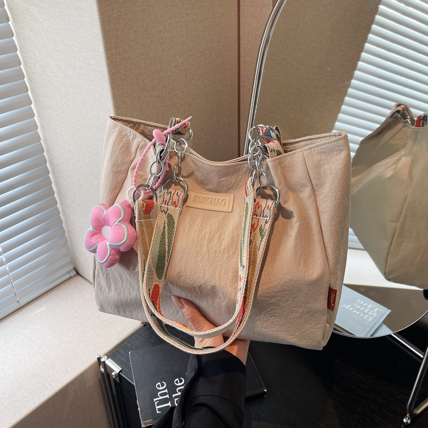 原创小众设计休闲托特包包女学生大容量上课上班通勤拉链包单肩包 - 图1