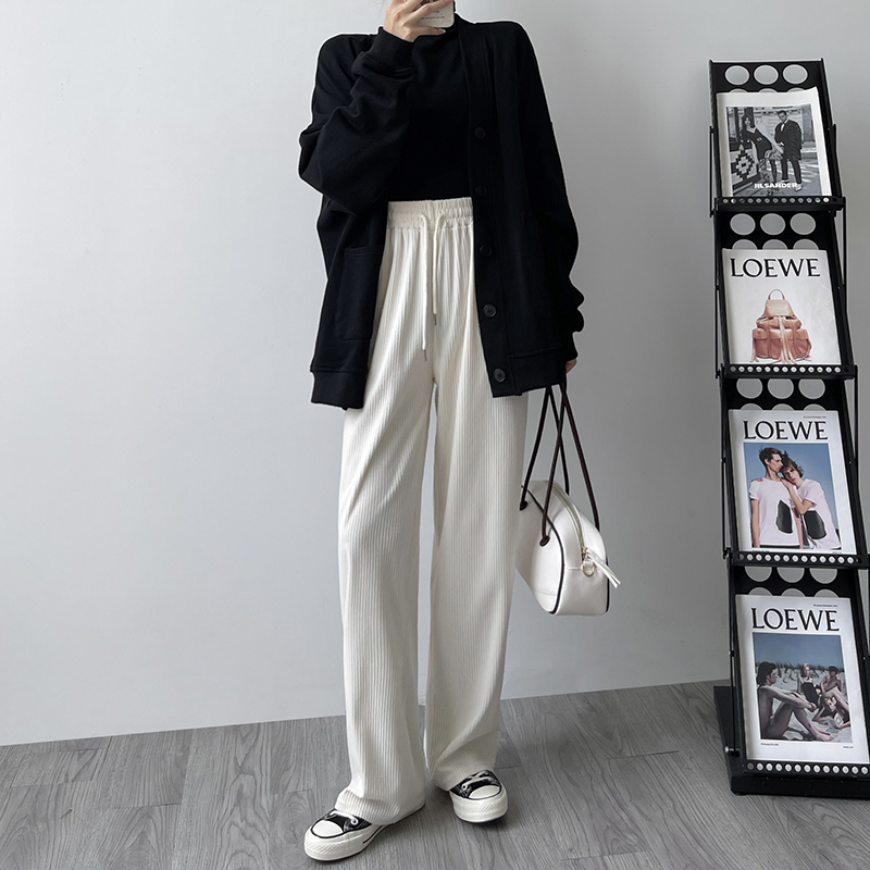 衣梵诗旗舰店灯芯绒阔腿裤女春秋新款高腰宽松直筒裤显瘦百搭白色休闲裤子2