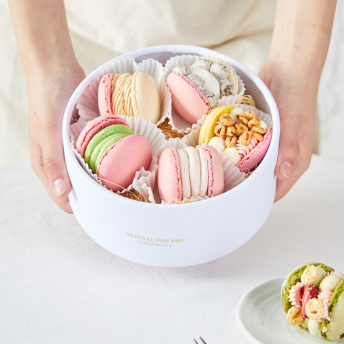 红色46寸圆慕斯巴斯克芝士戚风榴莲千层切片蛋糕盒子马卡龙包装盒 - 图1