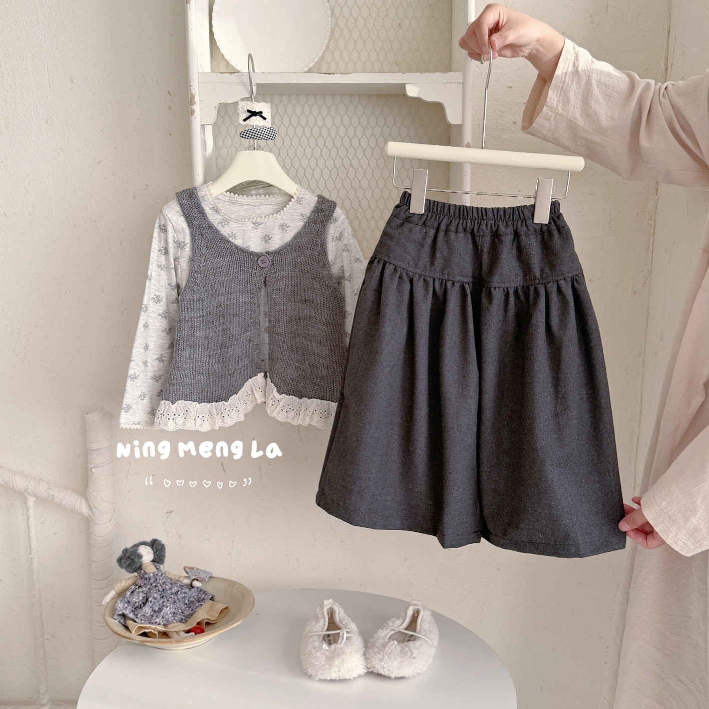 女童森系碎花套装2026春季新款儿童拼接针织马甲打底衫宝宝阔腿裤,淘宝优惠券,粉丝福利购,淘宝优惠卷