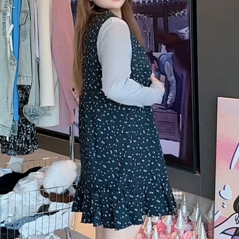 Sweet style age-reducing floral vest skirt bottoming shirt suit