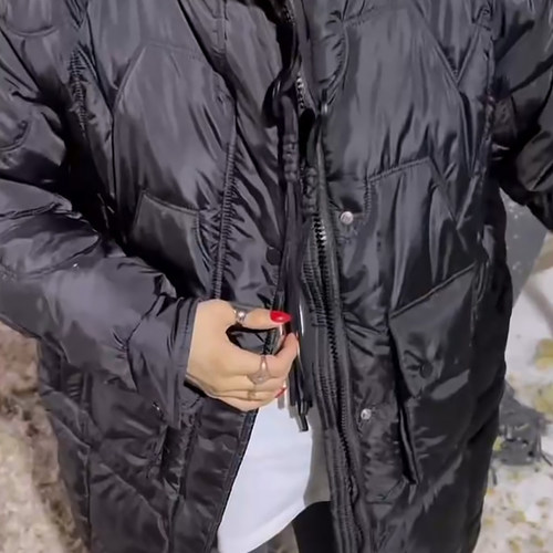 大码保暖连帽棉服外套休闲简约上衣胖mm2025冬季新款宽松显瘦女装 - 图0