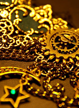 大陆蒸汽朋克月亮吊坠蕾丝