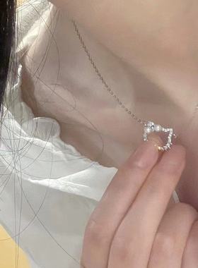 闪钻hellokitty凯蒂猫项链可爱感KT猫珍珠吊坠锁骨链闺蜜学生礼物