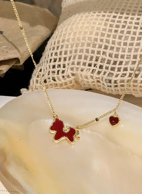 新年红色滴油金边小马项链女轻奢高级感锁骨链配饰气质毛衣链颈链