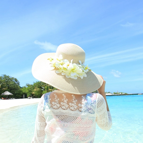 Лепестки ручной работы на пляже, цветочная кружевная трава, покрывая большую шляпу, приморские солнцезащитные оттенки женская шляпа Прилив
