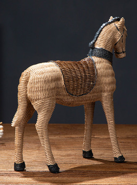 玄关东南亚风酒柜装饰品摆件马