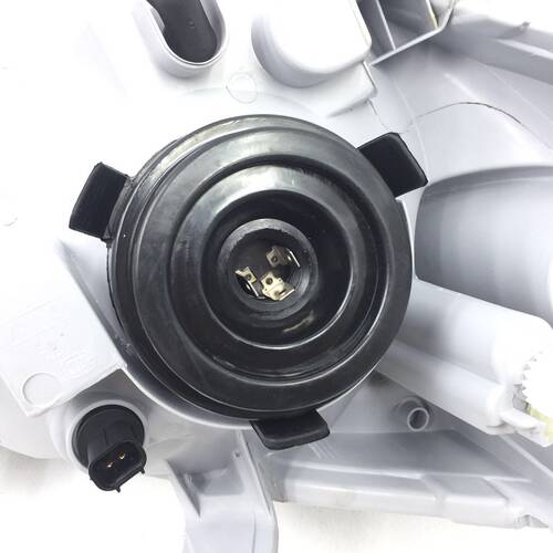 适用于一汽森雅M80前大灯前照灯照明灯总成 前大灯总成 森雅M80 - 图2