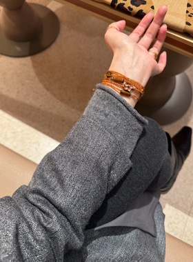 橙红石榴石刻面搭配檀木小花，茶水晶，溶洞琥珀时尚手串