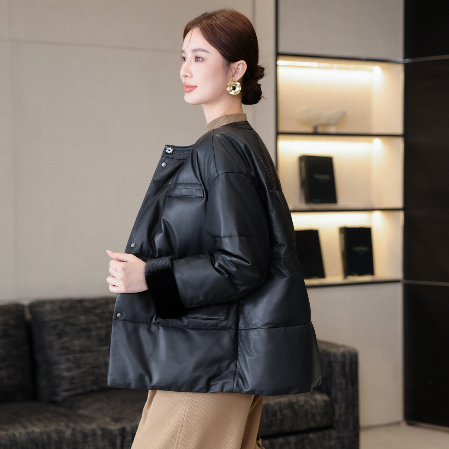 高端海宁中式国风真皮羽绒服皮衣女短款圆领宽松绵羊皮外套冬新款,淘宝优惠券,粉丝福利购,淘宝优惠卷