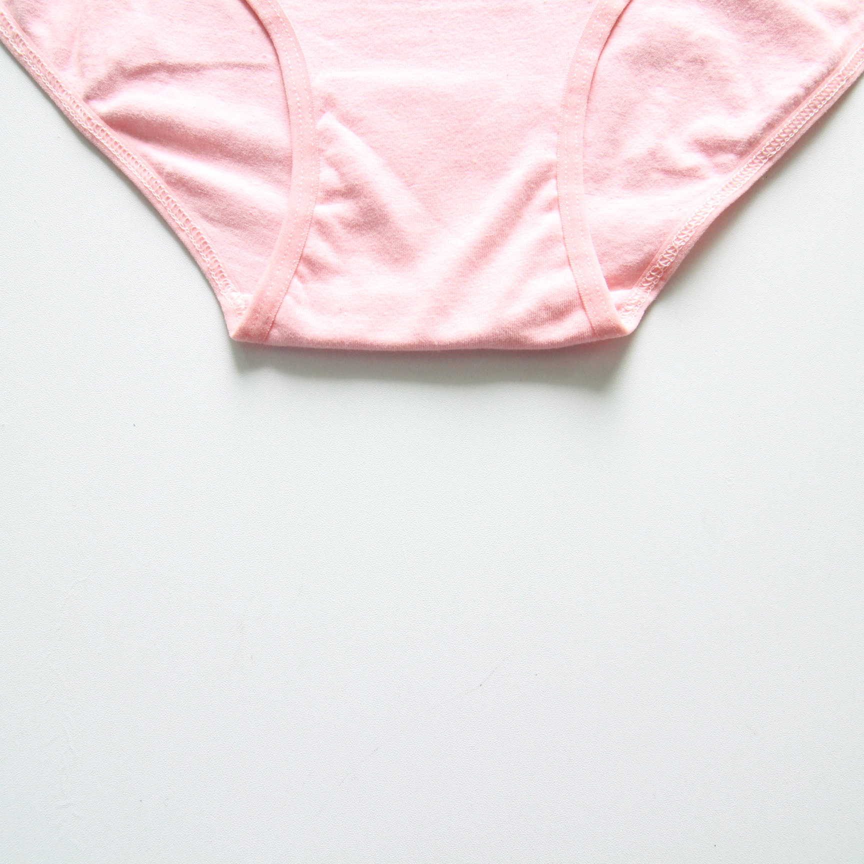 微瑕疵棉质女士内裤2024新款中低腰女生欧美风三角裤字母裤头短裤 - 图2