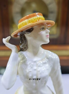 英国产Royal Doulton皇家道尔顿千禧年限量淑女瓷偶苏珊娜1999年