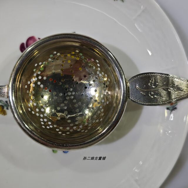 European silverware 830 sterling silver hand-carved long-handled tea leakage tea filter afternoon tea special utensils medieval