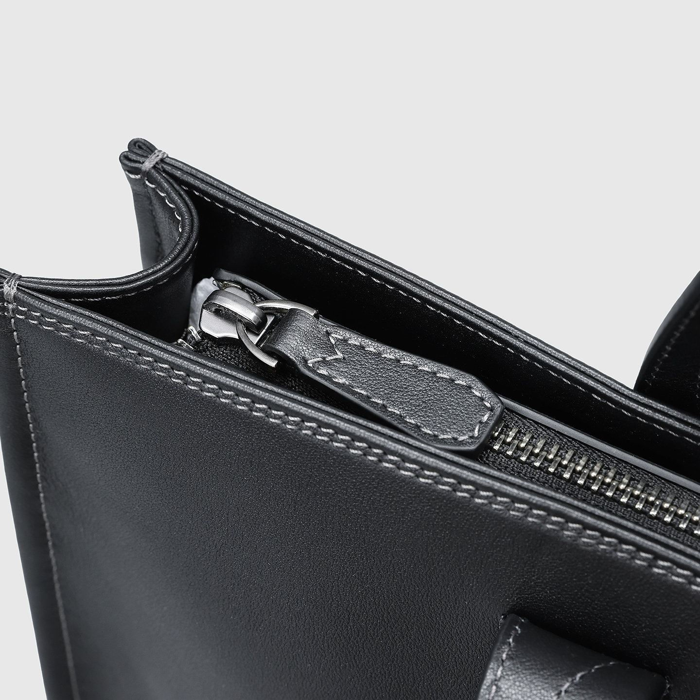 Goldlion Leather Goods Men's New Business Genuine Leather Handbag Simple Cowhide Large Capacity Horizontal Men's Briefcase