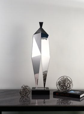 简约现代风树脂落地样板间装饰品