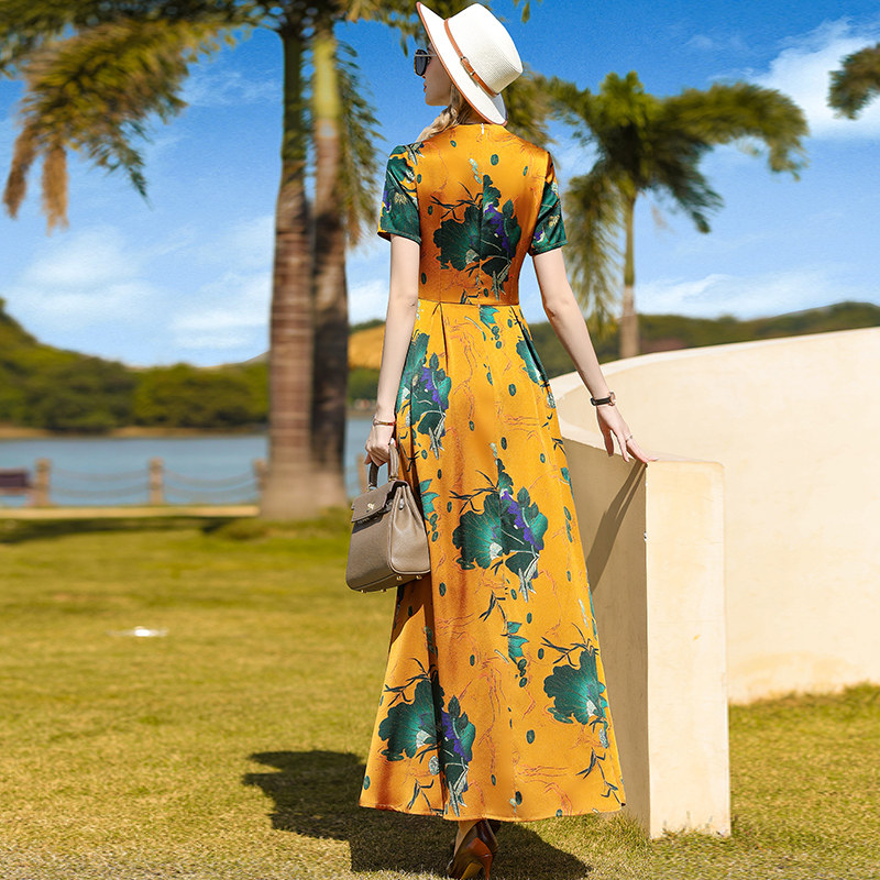  帝弗润驰连衣裙