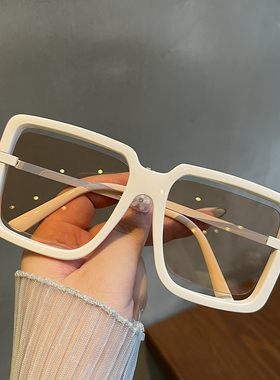 2022年新款太阳眼镜黑色墨镜男女潮网红镂空方形大框防紫外线镜架