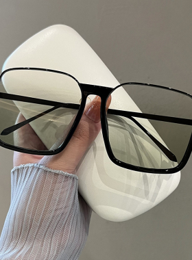 腮红素颜眼镜高级感太阳镜下半框