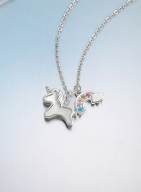 周六福彩虹独角兽项链女S925银链坠甜酷风轻奢小众送女友节日礼物
