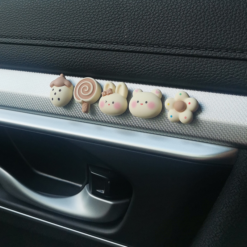 车内饰品摆件车载好物屏幕可爱熊兔电瓶电动车装饰用品大全小配件 - 图2