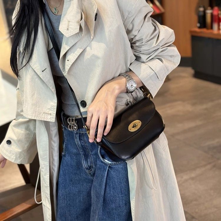 包包女士2025春新款白色女包斜挎包真皮腋下包轻奢高级感单肩小包,淘宝优惠券,粉丝福利购,淘宝优惠卷