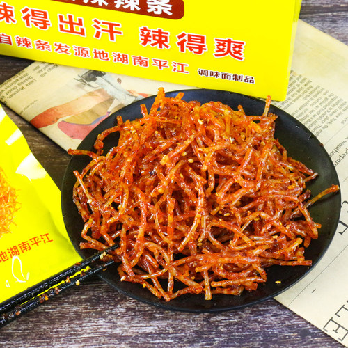 玉峰霸王丝辣条大礼包20包儿时经典网红解馋小零食小吃休闲食品 - 图0