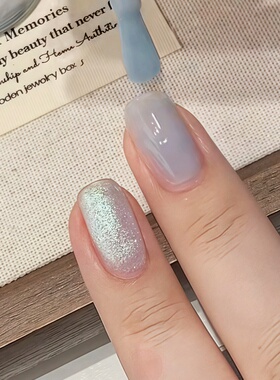 水灵灵的蓝色与海！2026新款美甲指甲油免烤快干持久可撕twomoons
