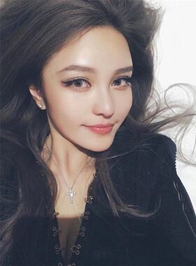 周扬青网红同款s925女十字架吊坠
