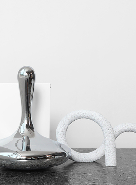 密度家居现代简约树脂摆件样板间