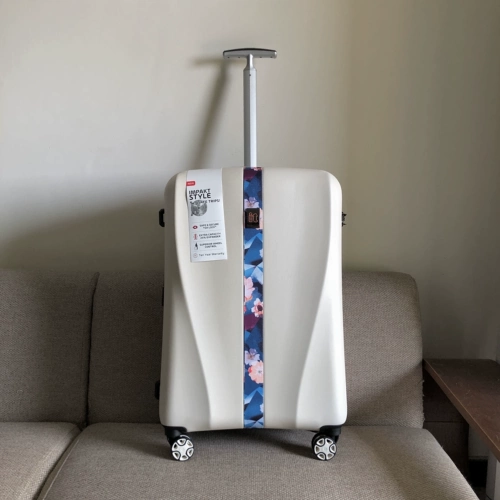 Универсальный чемодан, в британском стиле