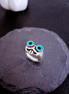 新款恶魔之眼仿纯银戒指创意青蛙吐舌立体造型嘻哈开口调节指环