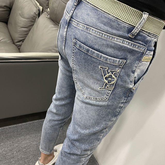 Jeans Men's spring new nine -point pants tide brand elastic Harun pants slim feet men's light -colored handsome pants