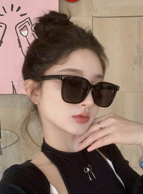 TR方形女款偏光墨镜显脸小韩版