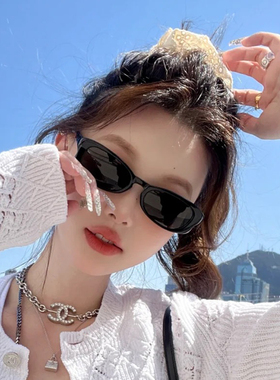 韩系小框云朵太阳镜2025新款显脸小女素颜高级感防紫外线街拍墨镜